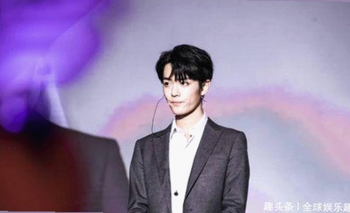 娱乐圈吃瓜现象持续升温，揭秘明星隐私与舆论边界