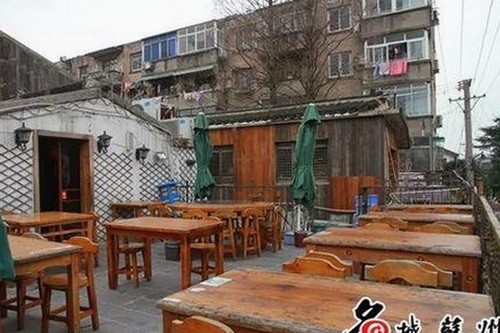 娱乐圈吃瓜博主揭秘明星真相，直播与小说内容同步曝光